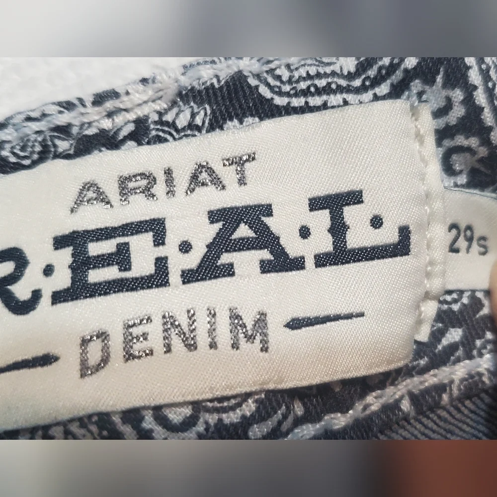 Ariat straight leg